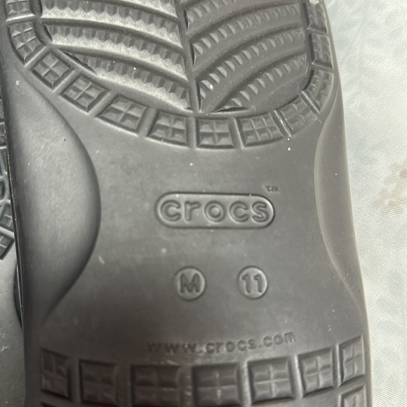 Men’s Crocs slides leopard & zebra print - Picture 5 of 5